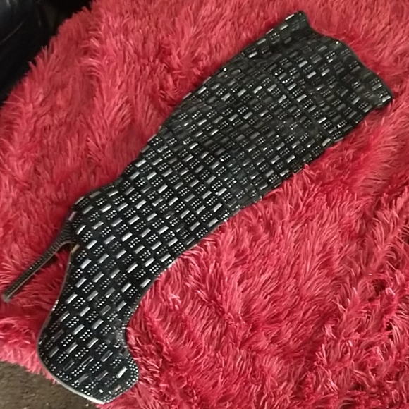 Boots - Picture 2 of 3